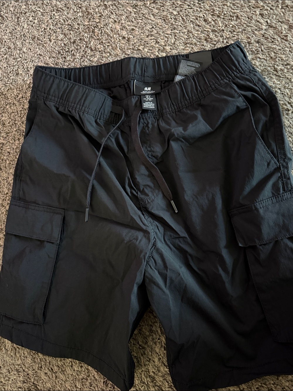H&M Men’s Black Cargo Drawstring Utility Shorts